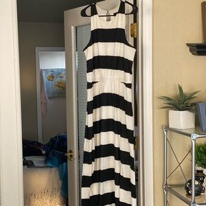 Mossimo side split maxi dress